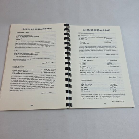 Vintage 1989 Employee Cookbook Smiths Industries Grand Rapids Michigan - Picture 11 of 15